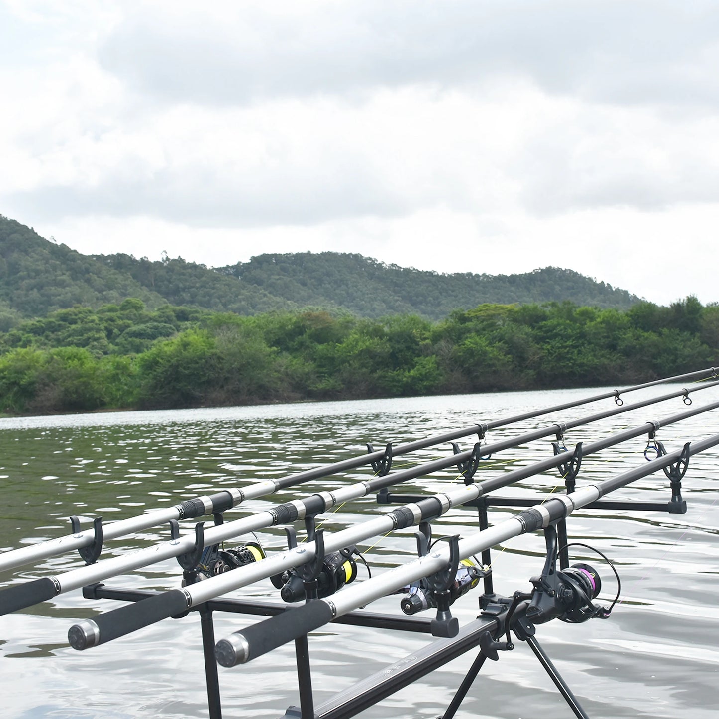 BIUTIFU Telescopic Surf Spinning Fishing Rods 5.3m 5.0m 4.5m 4.2m 3.9m 30T Carbon Power 60-150g Throw Surfcasting Shore Casting Pole